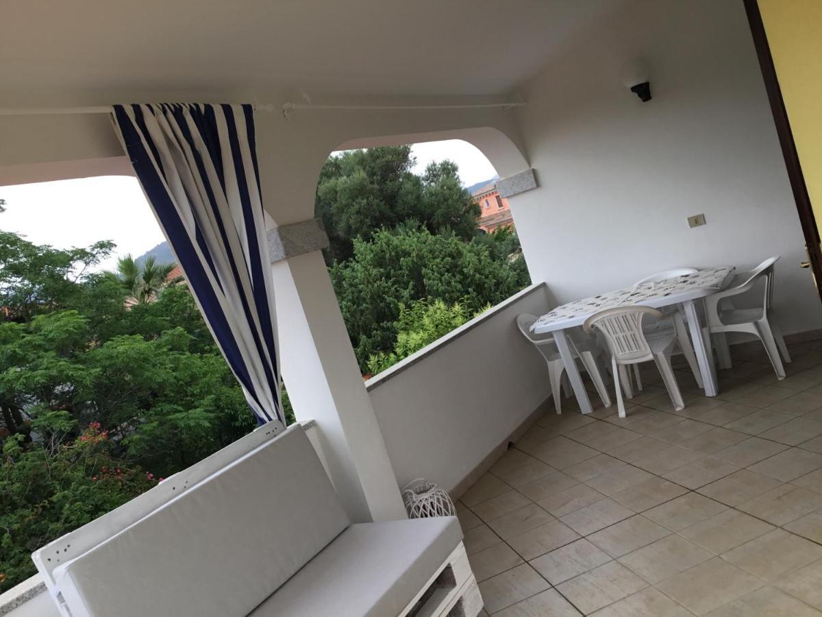 Via Genova 1480 Villa San Teodoro  Dış mekan fotoğraf