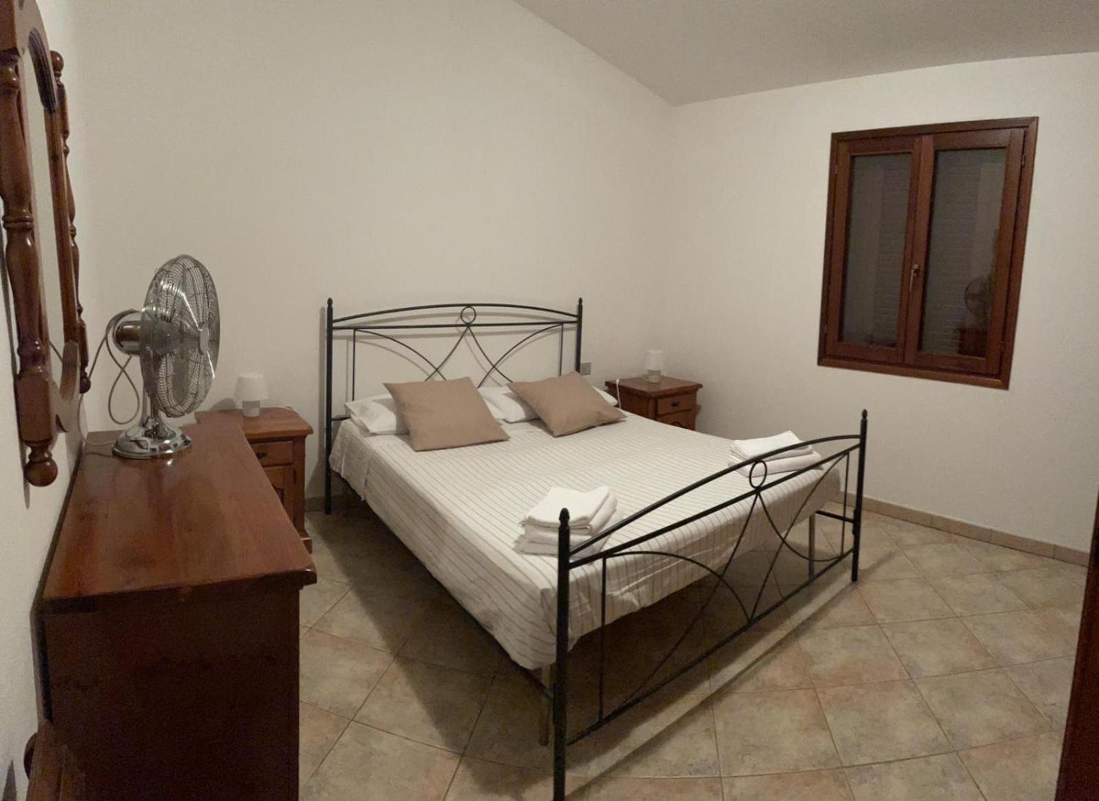 Via Genova 1480 Villa San Teodoro  Dış mekan fotoğraf